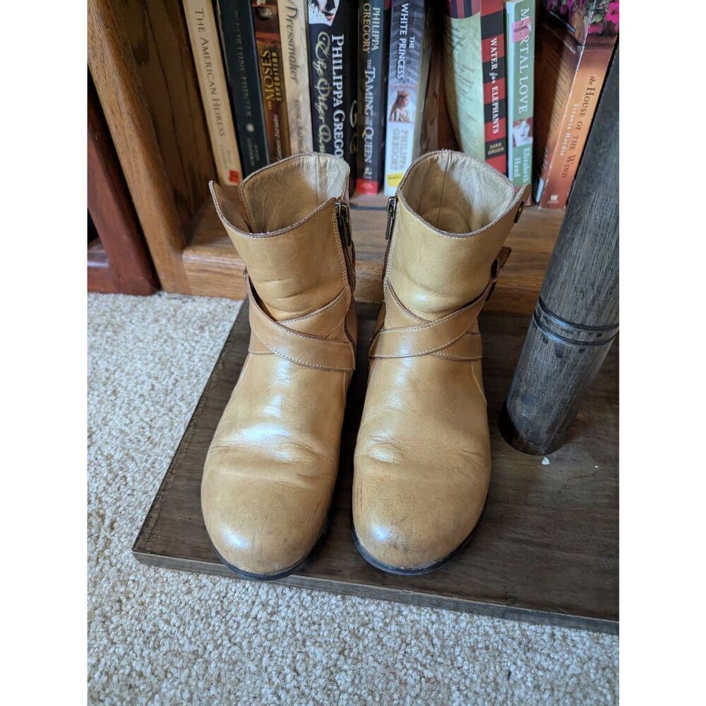 Birkenstock Collins Zip Ankle Boots Womens Size 6 EUR 37 Camel Yellow Leather